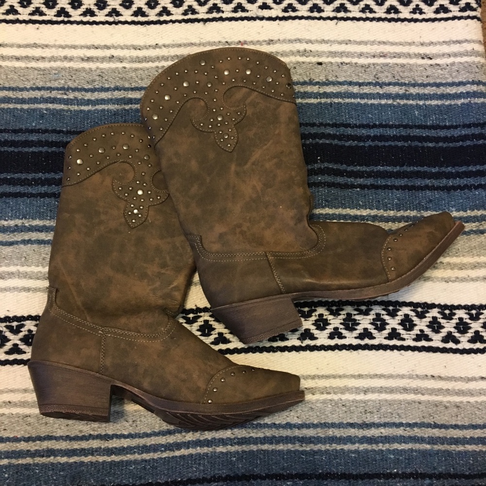 Dingo cowgirl boots